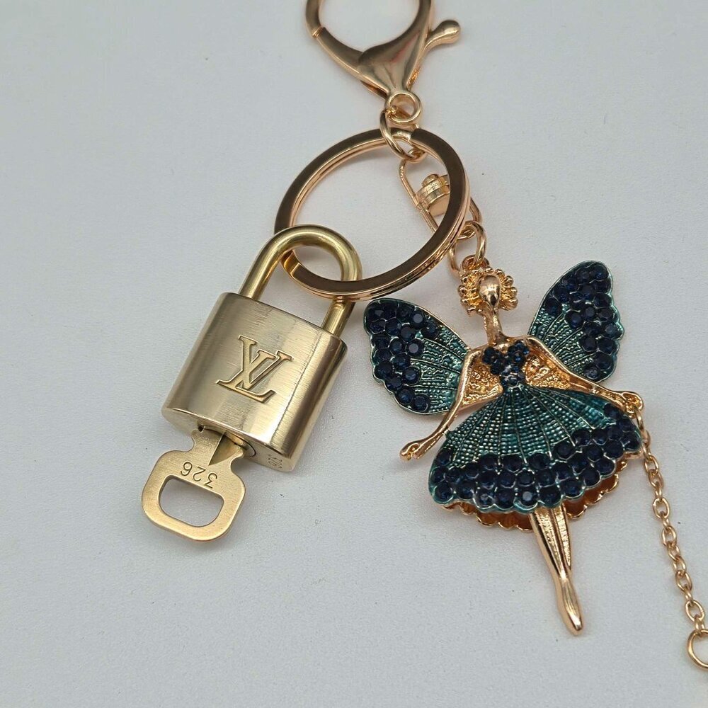 LV Authentic Gold Lock & Key 🔑 Luxury Bag Charm w/ Unbranded Fairy Keychain - Picture 9 of 10